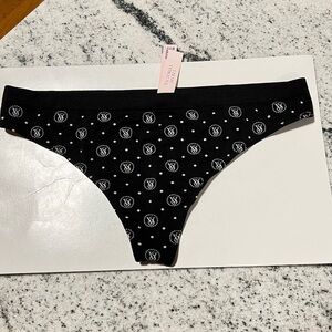 NWT Victoria's Secret Sexy Black Seamless Stretch No Show Thong Panties Large L